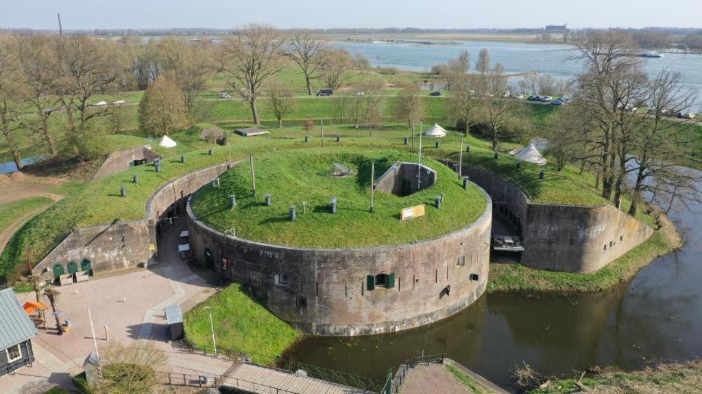 Fort Vuren Exterior photo