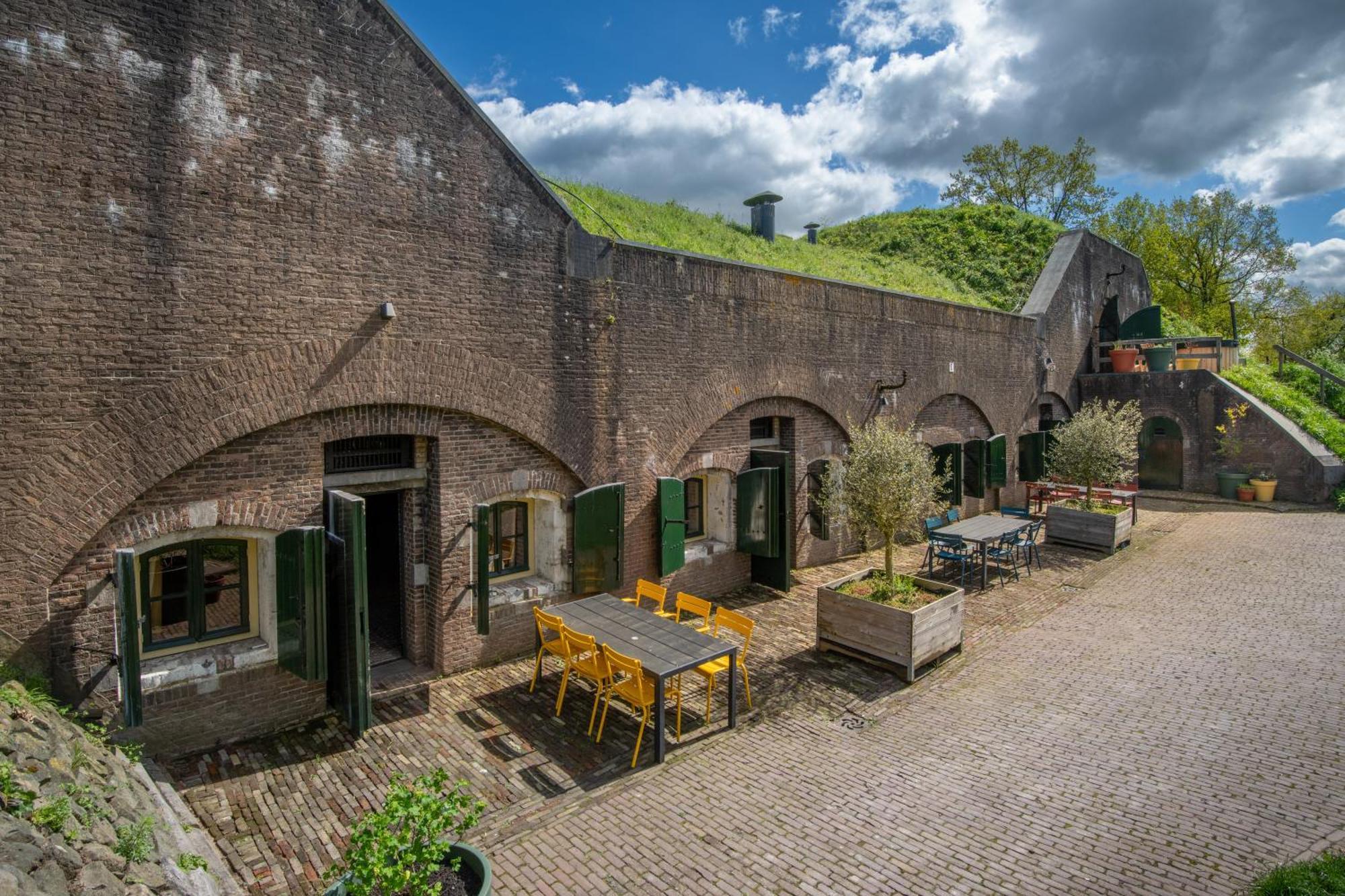 Fort Vuren Exterior photo